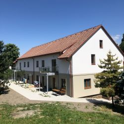 Javornice - bytový dům č.p. 106